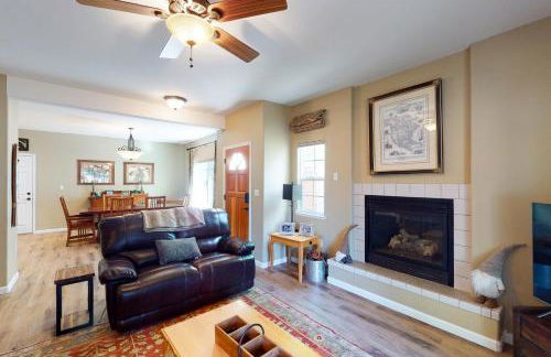 Northshore Lakeview Getaway - Photo 5