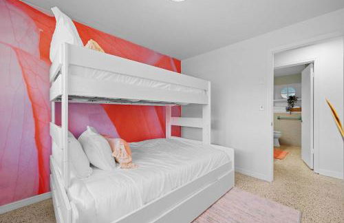 Private Pool 6 MI to Clearwater Beach Fire Pit Game Room - Photo 22