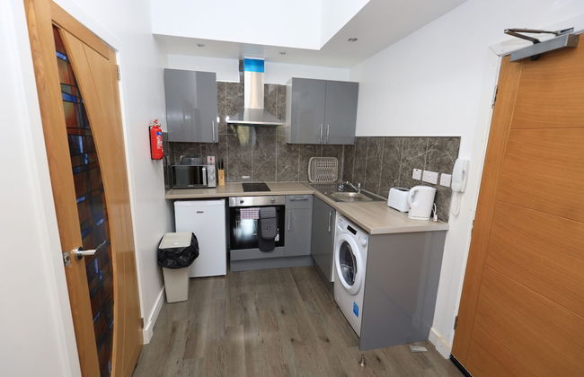 VR Apartments - Photo 47