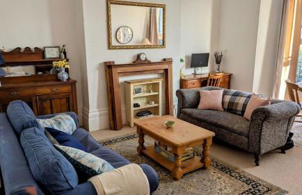 Period Suntrap Gem, Sea View 5 min to Sea and Station - Foto 18