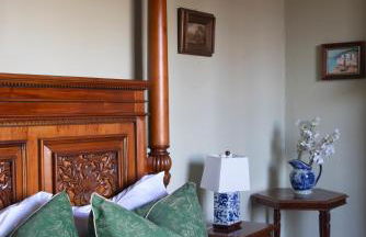 CRESSY HALL - Historic Grade II Listed Manor, Gorgeous Topiary Garden - Foto 13