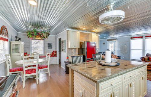 Lake Days and BBQ Fun Climax Springs Retreat! - Foto 7