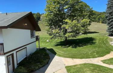 #146 Golf, SkI, Pool Pass Walk to hill - Foto 13