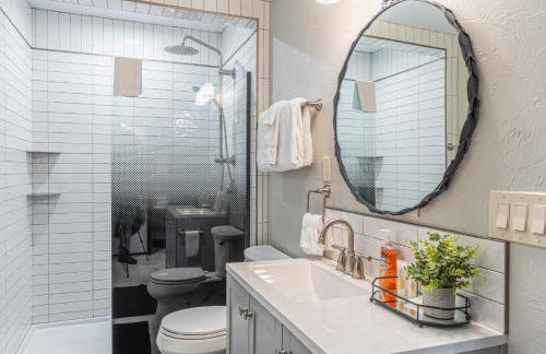 The Electric Bungalow - Photo 48