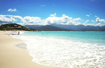 Casa na praia em SC com Wi-Fi e churrasqueira - Foto 1