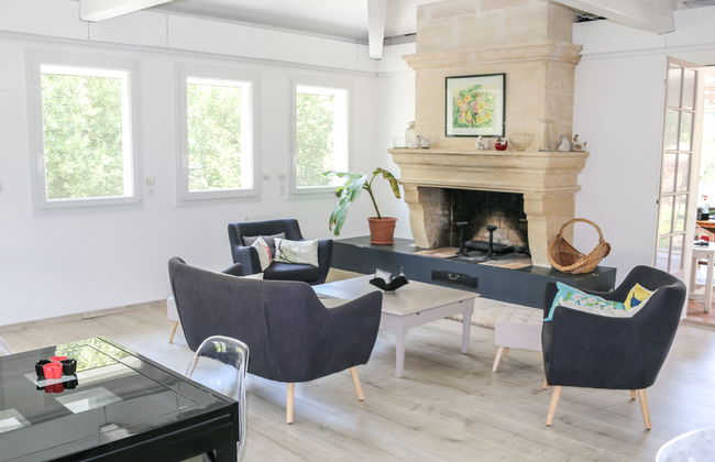 3 bedroom House in Saint-Vivien-de-Médoc with private pool and garden - Photo 6