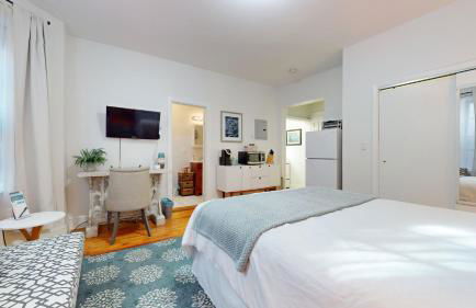 Walk to Restaurants, Shopping, near BU and Hosp - Foto 3