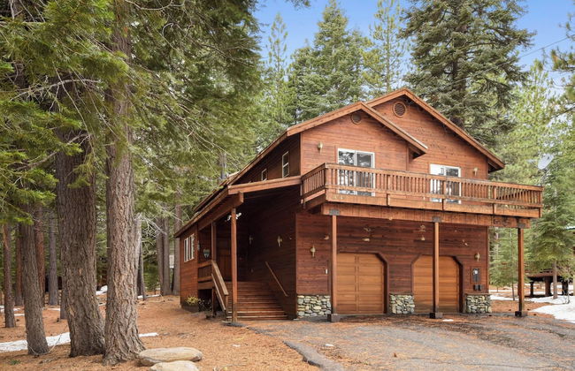 Truckee Pines Retreat Game Room & Forest Views - Foto 39