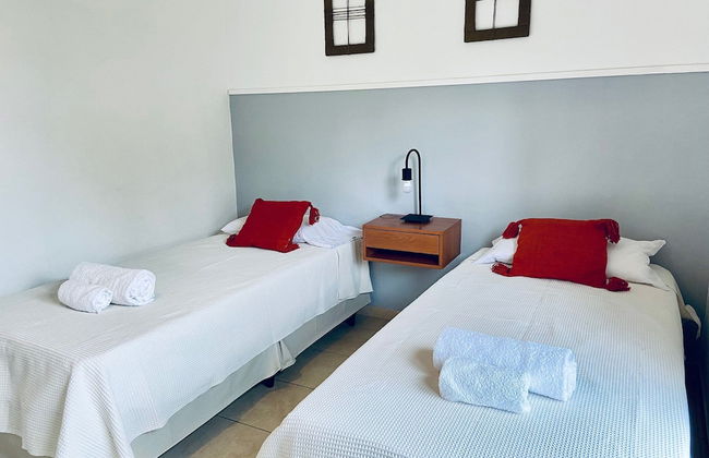 Casa Con Asador y Cochera - Photo 3