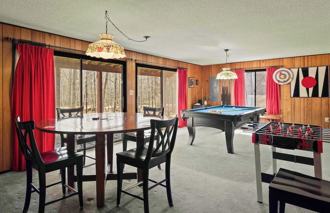Mountain Magic by Avantstay Firepit + Game Room - Pool Table, Foosball - Foto 23