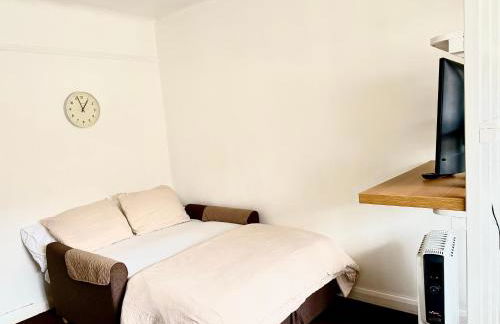 One-Bedroom flat in Cheam Village - Foto 8