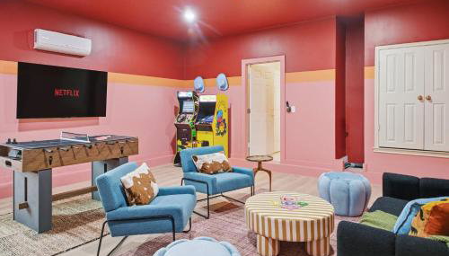 Sparkling Pool Hot Tub Game Room Kids Area - Foto 5