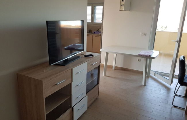 Contemporary Apartment in Neviđane near Sea - Foto 4