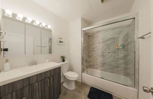 Chic Cozy 2BR Apartment Near McCormick, Place Museum Campus and Soldier Field - Foto 13