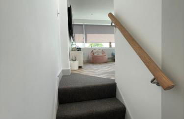 Lees Lookout Holt ,2 bedroom luxury apartment with private parking - Foto 34