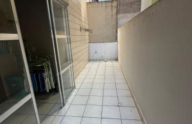 Apto a 20 metros da praia - Foto 13