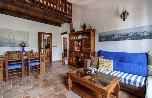 Encantadora casa con piscina privada y chimenea - Foto 15