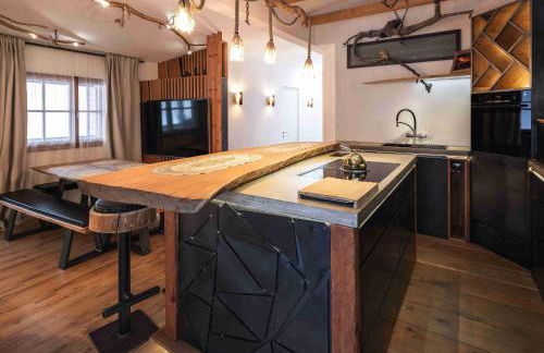 Luxury Larch Loft - Photo 4