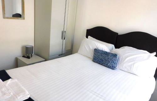 No 9 - Modern 3 Bedroom Apartment in Lanark Town Centre - Foto 16