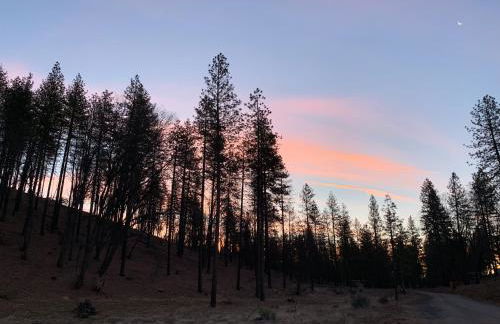 Beautiful Quiet Mountain Getaway, Amazing Views - Foto 9