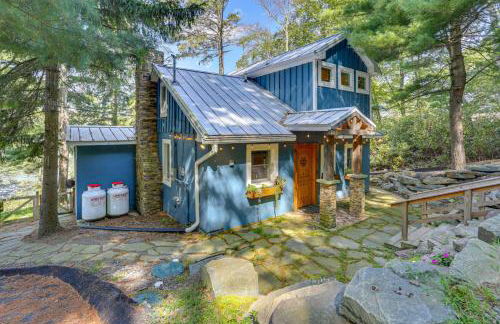 Lakefront Cottage with Dock, Hot Tub and Fire Pit - Foto 33