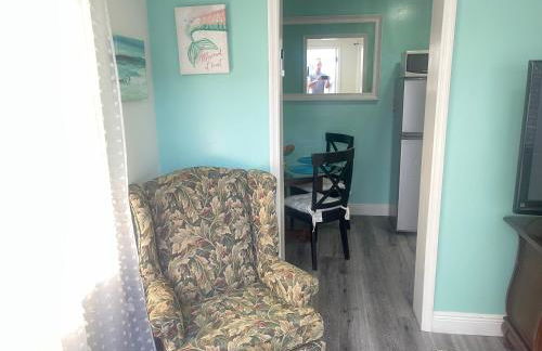 Convenient and Private Downtown 1BR Near Beach - Foto 14
