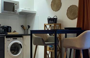 Studio douillet Tout Confort 3 - Wifi - Parking Gratuit - Foto 6