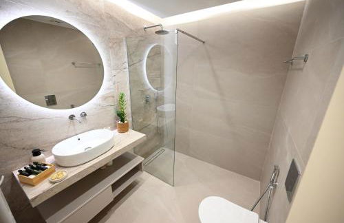 Unick Avra Luxury Living - Photo 5