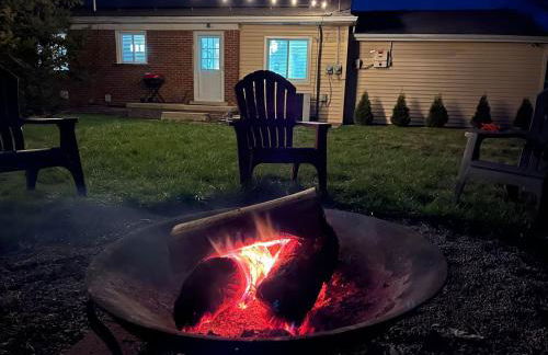 Elegant & spacious 32 Gem in Harper Woods - Foto 73