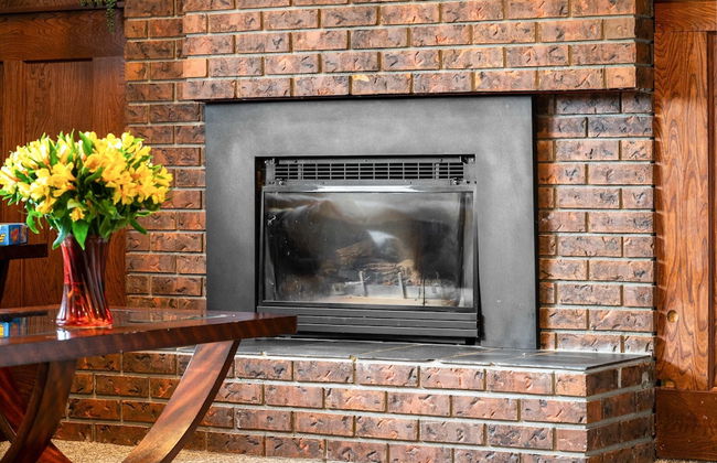 NEW Near Golf Yoga Classes Private Suite Wine - Photo 13