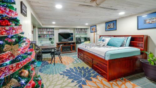 Beckley Studio with Private Hot Tub and Home Gym! - Foto 2