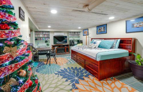 Beckley Studio with Private Hot Tub and Home Gym! - Foto 2