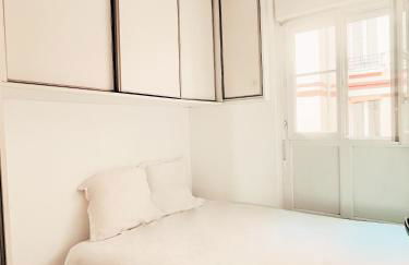 Stylish 2 Bedrooms near Metro 1 King bed & quiet retreat - Foto 10