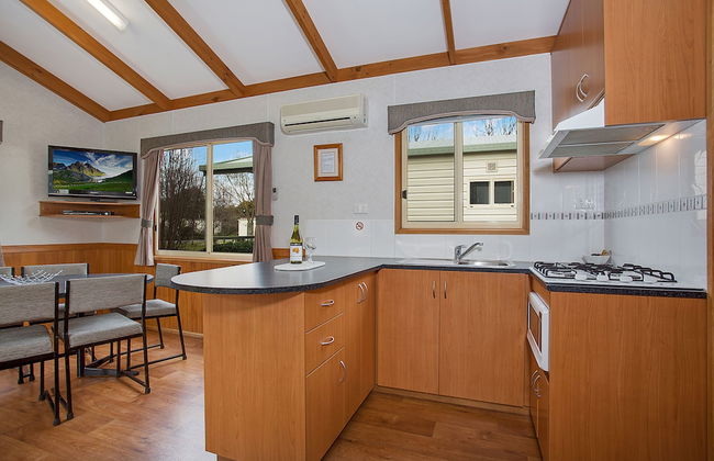 Lake Hamilton Motor Village & Caravan Park - Photo 14