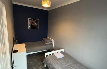 Affordable Luxury 2 Stunning apartment Sunderland close to City centre hospital Crown Works Studio and Nissan - Foto 21