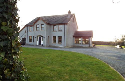 Knockalla luxury property with hot tub suitable for families - Foto 26