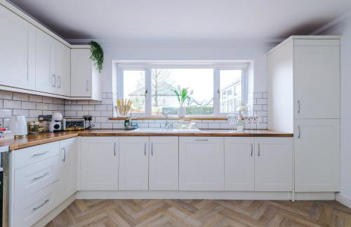 Damson House- Spacious, Modern 6 bedroom Executive House - Ideal for Work Teams or Multi-Generational Families - Foto 26