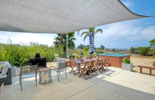 Nice home, Ocean views, and open space views. - Photo 24