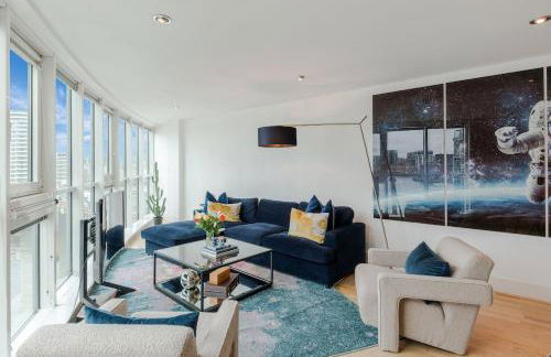 BEST THAMES VIEWS in TOWN! LARGE LUXXE NOMAD DESIGN FAMILY HOMES المساحة والأناقة تلتقي مع الراحة العربية - Foto 29