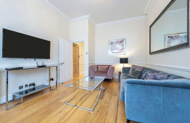 The Hertford Boutique - Photo 39