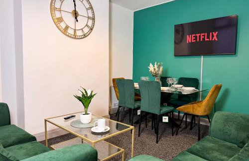 Hambledon House 4BR Entire Home - Foto 1