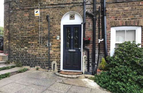 Ramsgate Seafront Apartment with Jacuzzi Bath & Pool Table - Foto 35