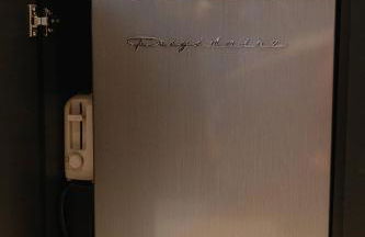 Staghorn | Modern Lux Mirror Home | HotTub & Woods - Foto 17