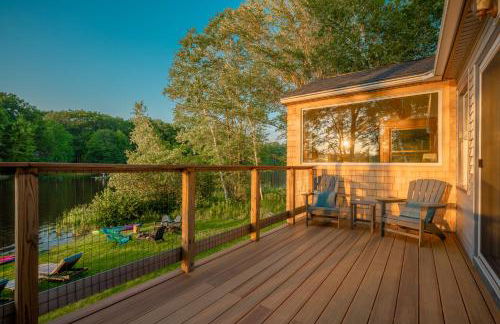 Stylish lake home with private beach, dock and firepit for swimming, kayaking, hiking - Foto 2