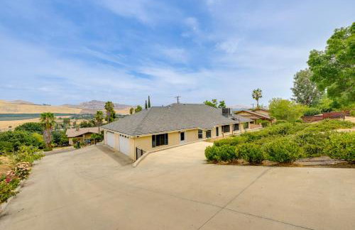 Porterville Getaway with Patio and Valley Views! - Foto 3