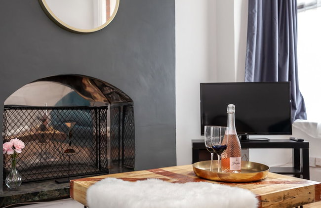 Cosy Home Near Station, Parking, Netflix, Sleeps 5 - Foto 25