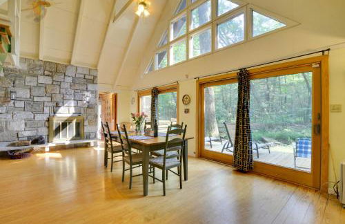 Secluded Stroudsburg Home - 5 Mi to Ski Resort - Foto 5