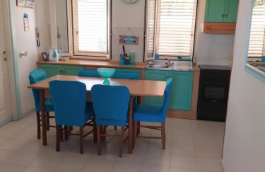 My Little House - appartamento con patio e parcheggio privato a 5 minuti dalla spiaggia e dal centro - Foto 17