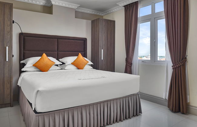 Palace Gate Hotel & Residence by EHM - Photo 11