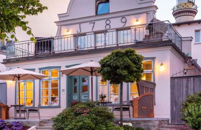 Kapitaenshaus in Wasserlage! Traumapartments Warnemuende - Foto 9